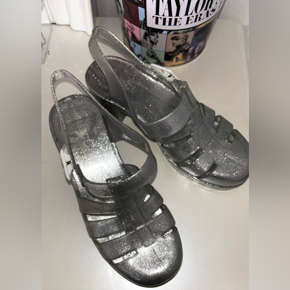 Y2K Silver Glitter Jelly Shoes - Picture 2 of 2